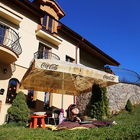 Penzion Na Slnecnej Strani Vyhne Exteriér fotografie